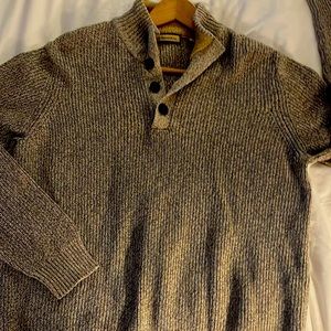 GH Bass mens sweater